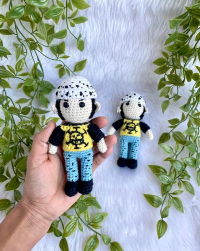 Custom Crochet Dolls & Toys (Amigurumi)