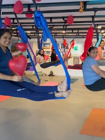 Hitesh Aras - Yoga & Fitness Classes Aerial Yoga: Fly With Us photo 6