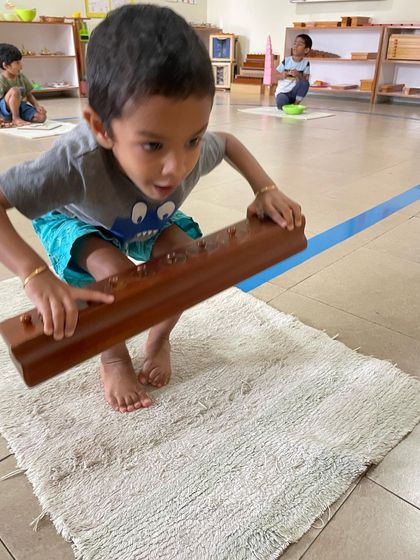 Siksha Montessori - Montessori Preschool & Kindergarten (Ages 2.5-6) Sensorial Exploration: Learning Through the Senses photo 20