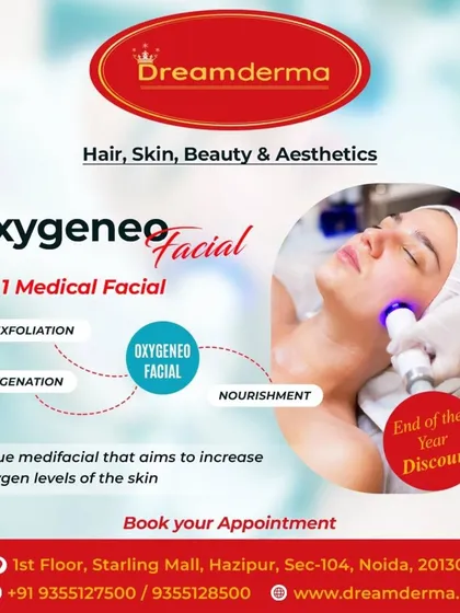 Our 3-in-1 Oxygeneo Medical Facial is designed to increase the oxygen levels of your skin from within. The process involves exfoliation, nourishment with essential nutrients, and natural oxygenation for a complete refresh.