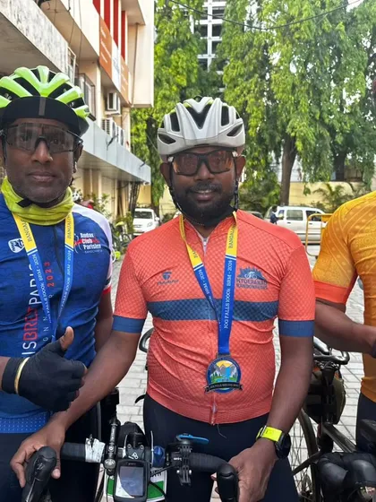 Three finishers of the Jog Falls 1000K BRM, proud and accomplished. The camaraderie forged over 1000km of shared struggle is unbreakable.