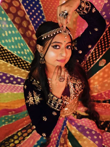 That 'Princess wali Feeling' you get when you're all dressed up for a festive performance. A behind-the-scenes look from my Navratri shoot.