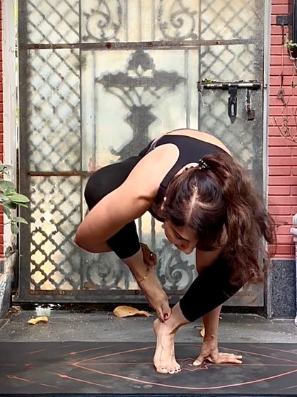 A twisted forward fold that challenges balance and flexibility. This pose teaches us to find calm and strengthen the mind, as every time we step on the mat, we are training our resilience.