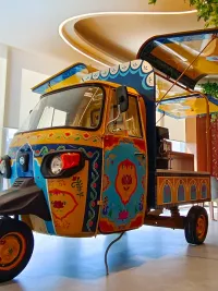 Art Installations & Sculptures