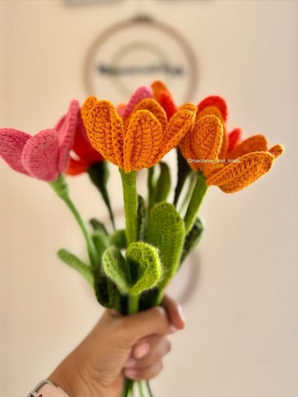 Shikha Agarwal - Crochet Flower Bouquets & Arrangements Tulips: Classic & Open photo 3