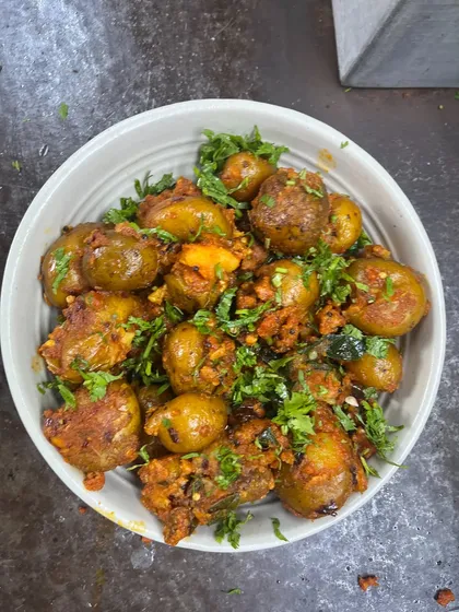 Tiny potatoes, big attitude. This is our Kerala-style potato roast, a bold and beautiful side dish where small potatoes are tossed in a fiery, flavourful masala.