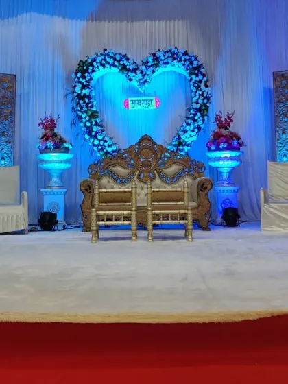 Here is the same heart-themed engagement stage, shown with cool blue lighting. This demonstrates how we use lighting to completely change the mood and match your preferred color scheme.