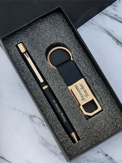 Customized Gifts - Personalized Gift Hampers & Sets Personalized Wallets & Accessories photo 23