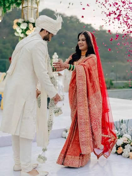 The joy of the moment captured perfectly. Shweta's makeup was designed to be timeless and photograph beautifully from every angle.