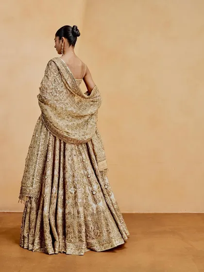 A back view of the unique "8" shaped bun, showing its clean lines and intricate shape.