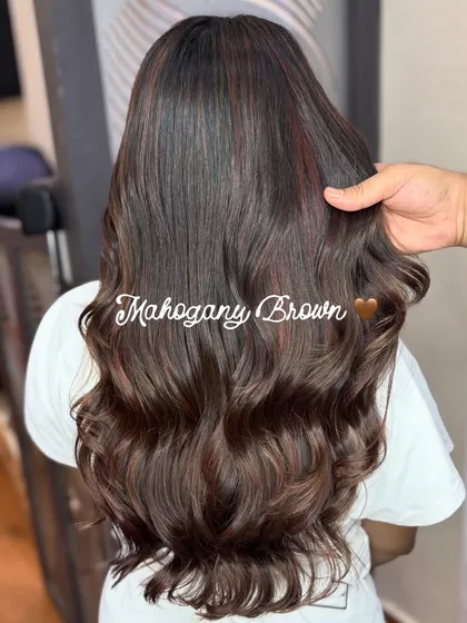 This mahogany brown color has a beautiful, subtle warmth and natural depth. I styled it with soft waves to show off the glossy, healthy finish.