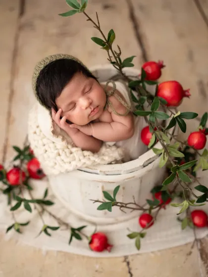 Dreamy Newborn Portraits photo 19