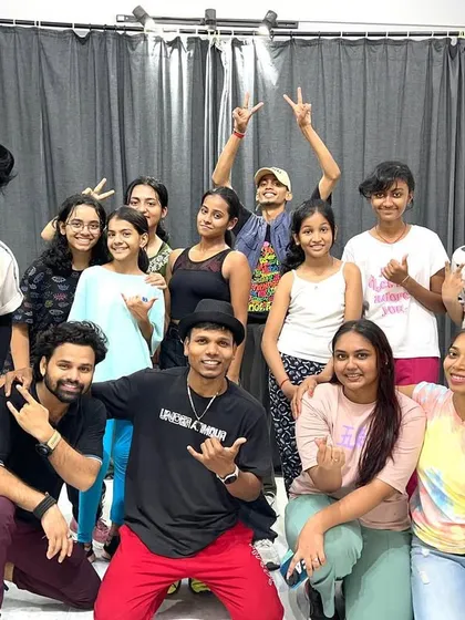 The crew after a successful workshop. It's always a joy to see so many people passionate about learning new choreography.