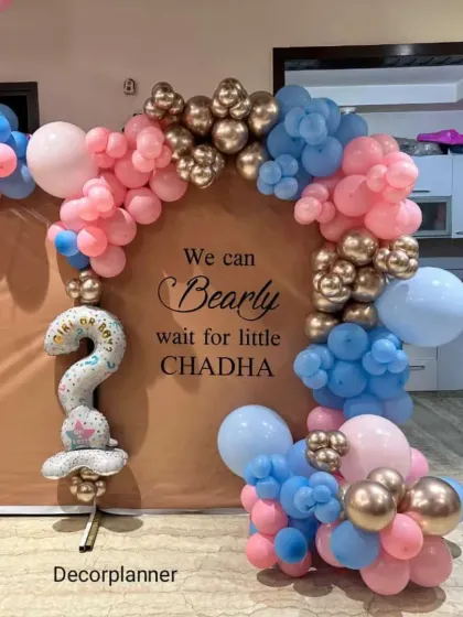 We can bearly wait! This baby shower theme is one of my favorites for its sweet and playful charm. I used a combination of pink, blue, and metallic gold balloons to build excitement and create a perfect photo corner for the parents-to-be.