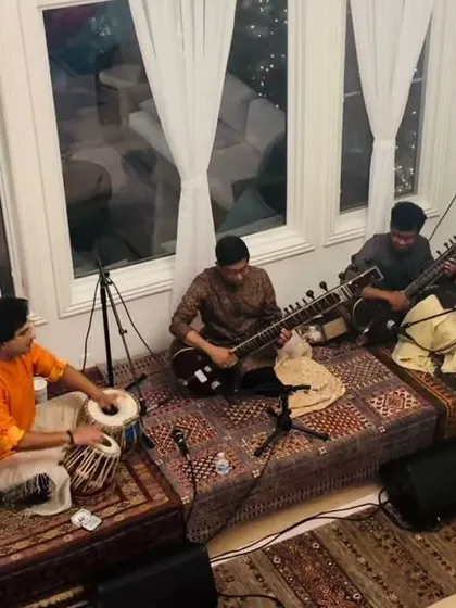 A throwback to a three-hour-long baithak in Irvine, California. Here I am providing tabla accompaniment for a sitar duet by Pandit Sugato Nag and his son, Snehesh Nag.