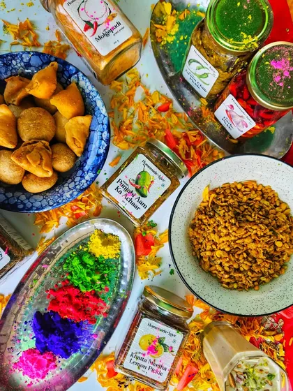 Happy Holi to everyone from the Homemade Love family. We wish you a festival full of bright colours, sweet moments, and of course, delicious food.
