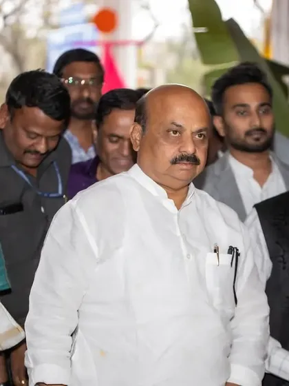 Candid photography of dignitaries arriving at the event. We provide complete coverage, including the arrival of key guests, to tell the full story of your event.