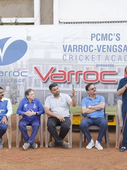 Chief guest Mr. Arun Khanna sharing his thoughts with the young cricketers.