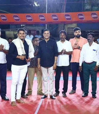 Dignitaries and organizers present at the international friendship match.