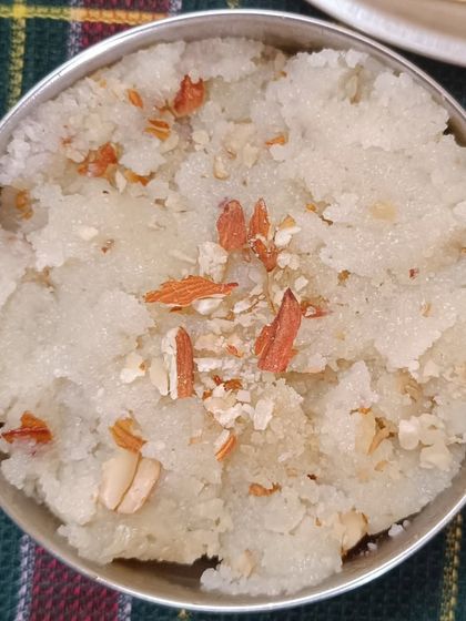 My Sooji Halwa, a simple and classic Indian dessert. This one was part of my festive Christmas menu, sweetened just right and topped with slivered almonds.