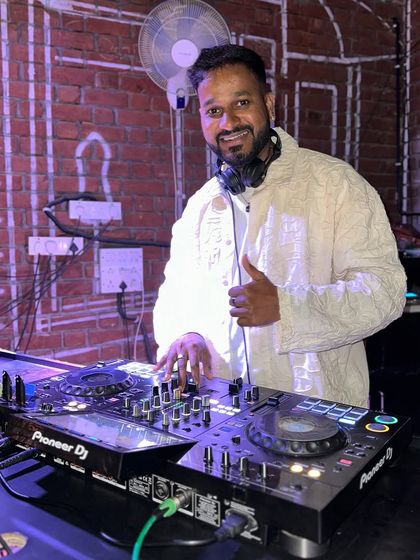 DJ Bose - Private Event DJ Behind the Decks photo 37
