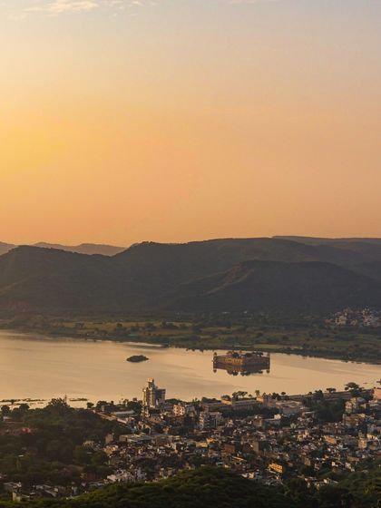 Weddings by Lifeworks - Pre-Wedding & Couple Photoshoots Palace & Heritage Elegance photo 4