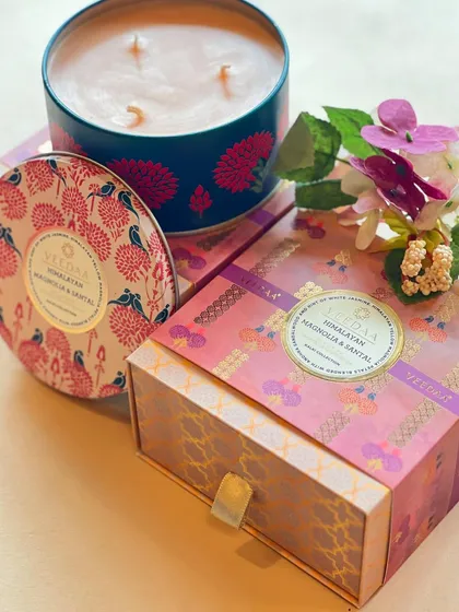 A curated selection from our extensive product portfolio, showcasing the diverse range of fragrances, colors, and designs we offer. Each image highlights the beauty and versatility of our candles, diffusers, and gift sets.