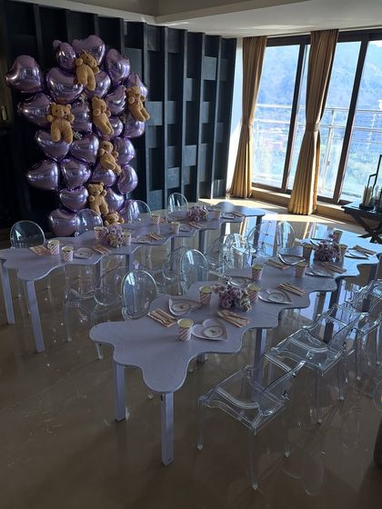 Intimate & Holiday Parties photo 8