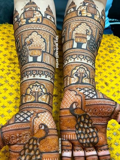 Intricate Bridal Mehndi photo 20