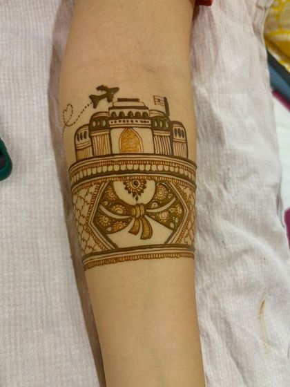 Mitali - Bridal Mehendi Custom Story & Portrait Mehendi photo 30