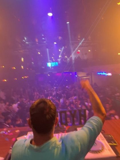 The party is in full swing at Hydra.