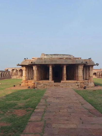 The ruins of the Raghunatha Swamy temple at Gandikota, a peaceful spot to explore within the fort.