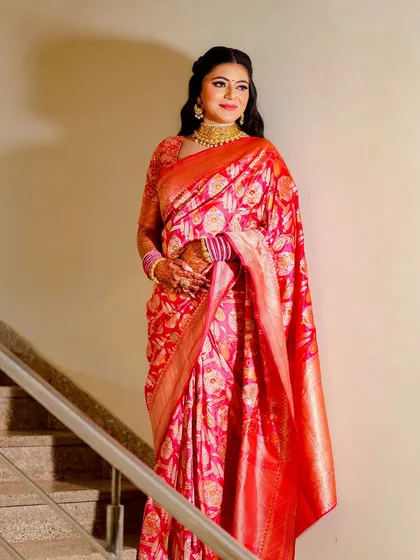Another shot of my bride in her silk saree, looking beautiful and radiant.