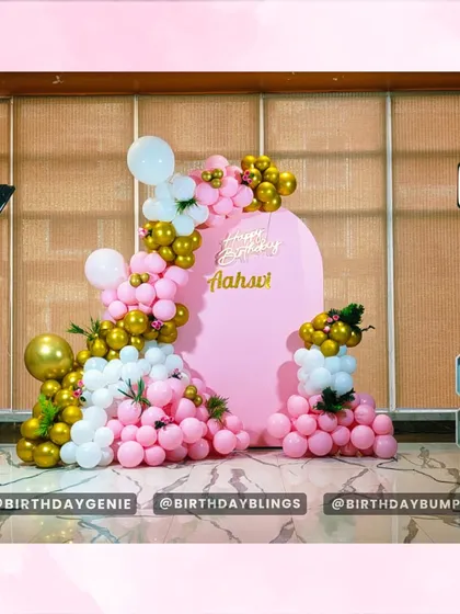 A behind-the-scenes look at the 8th birthday setup, showing the professional lighting I use to make every detail perfect.