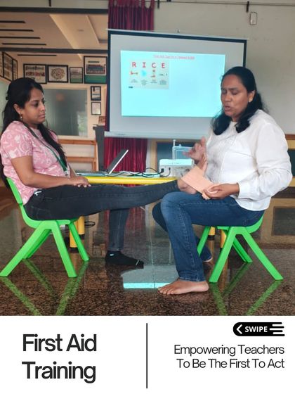 Dots Montessori - Montessori Teacher Training The Teacher's Journey: Professional & Personal Growth photo 7