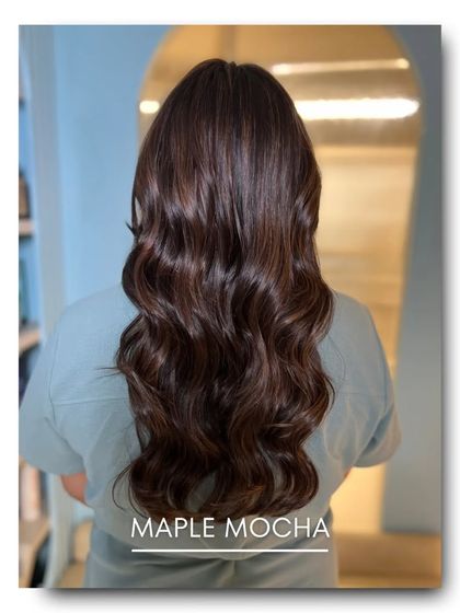 This 'Maple Mocha' shade is a perfect example of a rich, warm brunette. The subtle variations in tone create depth and dimension, making the hair look fuller and more vibrant.