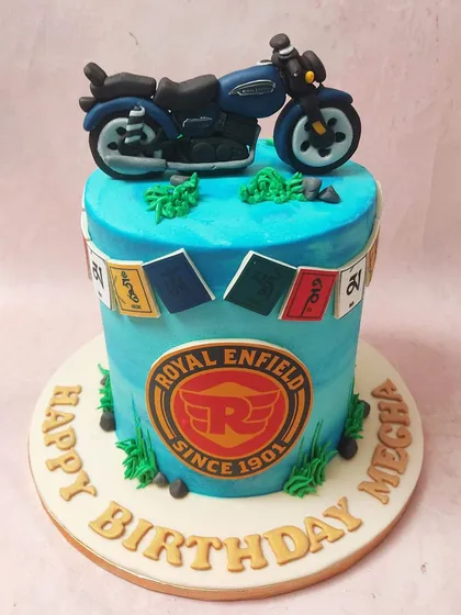 This Royal Enfield cake is a fantastic way to celebrate a dad with a passion for the open road.