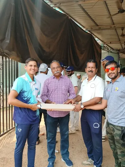 Kunal Nawarange awarded 'Best Batsman' in the Summer League tournament for his unbeaten 58 runs off 35 balls.