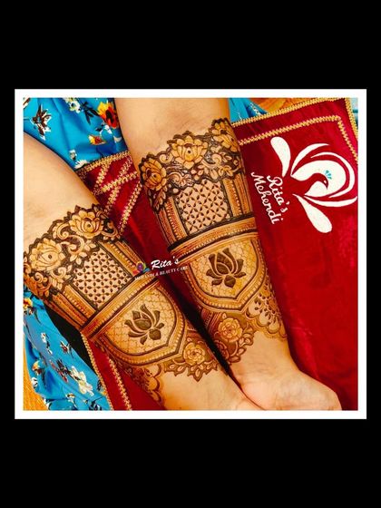 Engagement & Pre-Wedding Styles photo 22