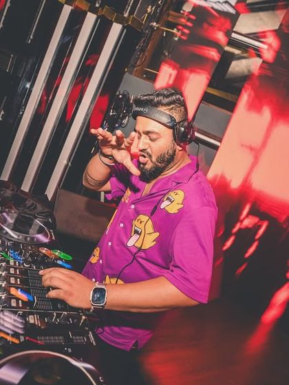 Ankit Kamra - Event DJ Services High-Energy Club Gigs photo 53