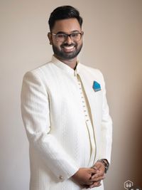 Groom Makeup & Grooming