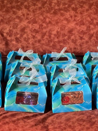 Gift Hamper - Corporate Gifting Gifts for Personal Celebrations photo 10