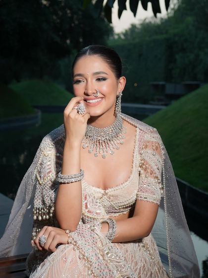 Modern & Ethereal Bridal Looks (Ivory, Pastels & Pinks) photo 7