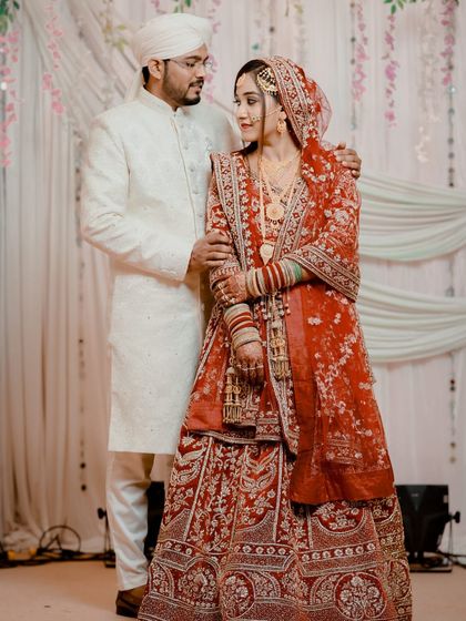 Glamorous Lehenga & Reception Looks photo 4