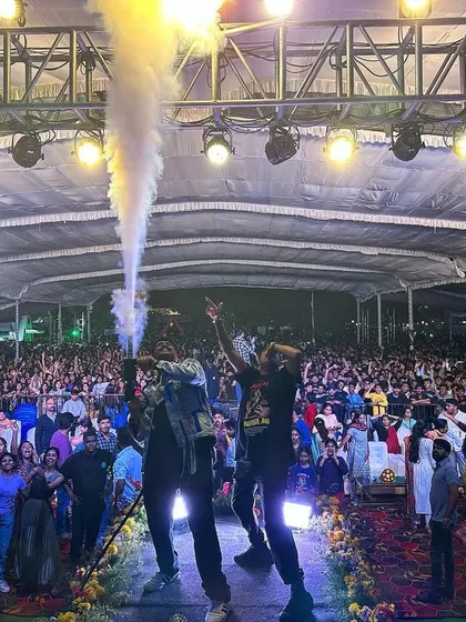 Bringing full-scale production to a college fest with CO2 cannons and a massive light setup. I work to deliver a complete sensory experience that makes any event feel like a major music festival.