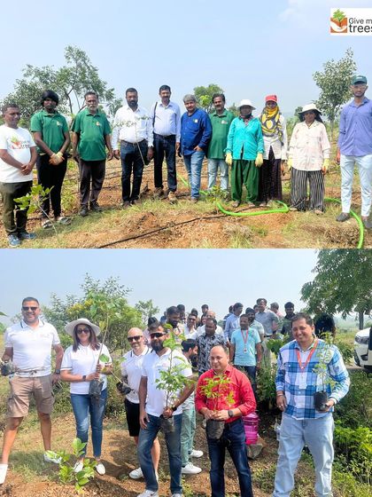 EXL employees and our team gather for a group photo at the Pune Prayagdham site. These plantation drives are a great team-building activity that also leaves a lasting positive impact on the planet.