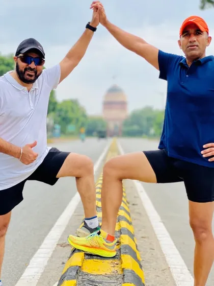 Two of our runners striking a pose with Rashtrapati Bhavan in the background. Our Sunday runs often take us to the most scenic parts of Delhi.