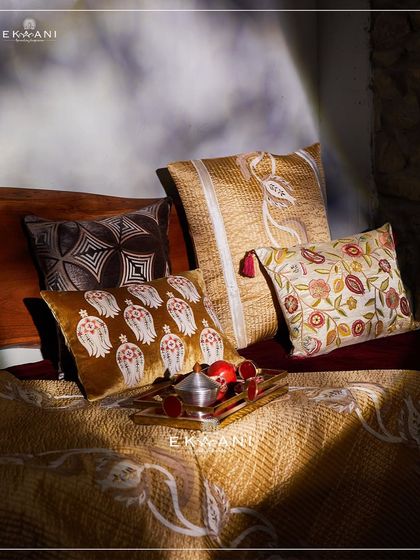 Ekaani - Luxury Home & Spiritual Decor Luxurious Linens: Cushions & Bedcovers photo 26
