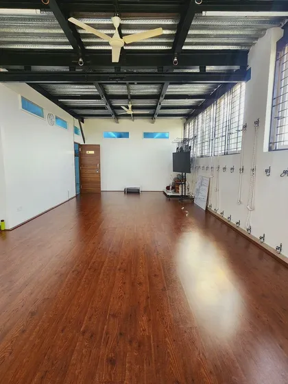 This is our Anahata studio, a dedicated space for our advanced Sadhana classes and all our Teacher Training Courses. It is designed to facilitate deep learning and intensive practice.