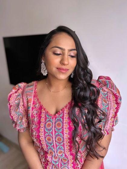 Soft & Glowing Glam photo 39